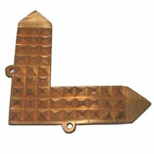 2 Corner Angle Pyramid